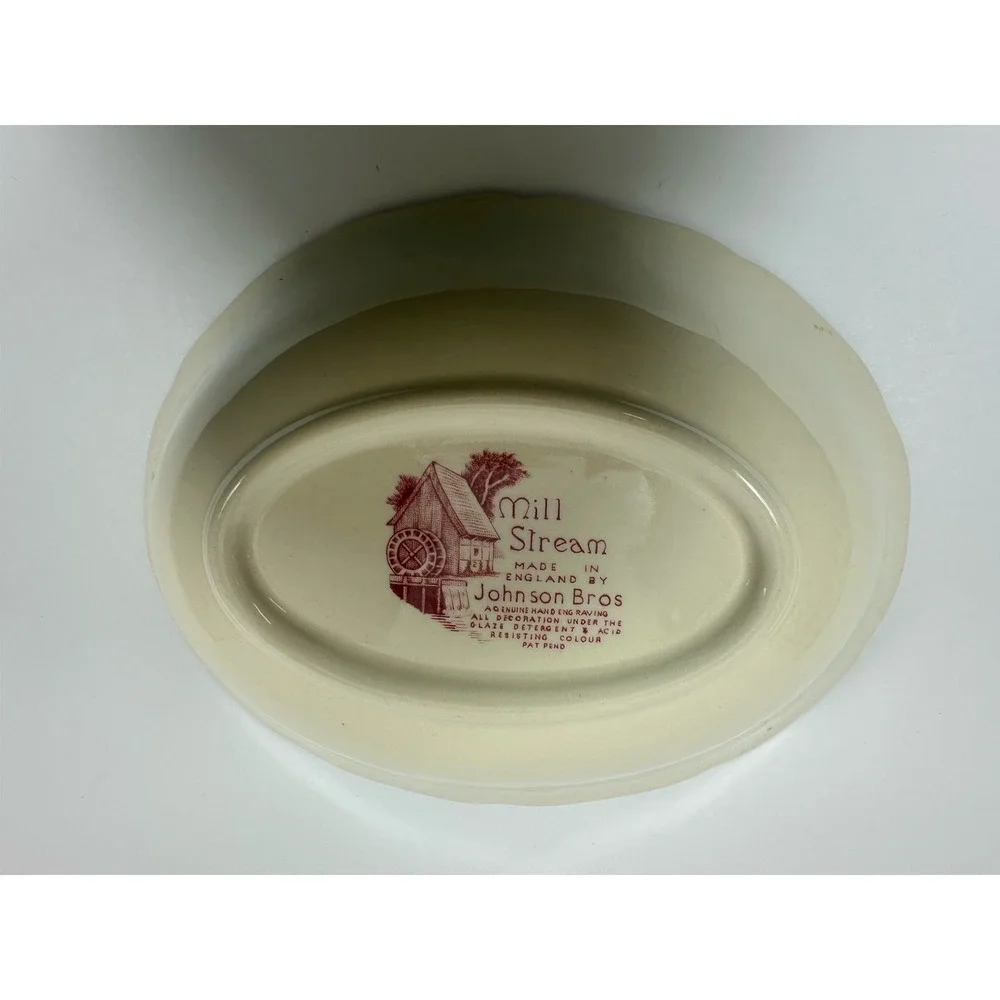 Johnson Brothers Mill Stream Red/Pink Transferware Oval Vegetable  Bowl 9